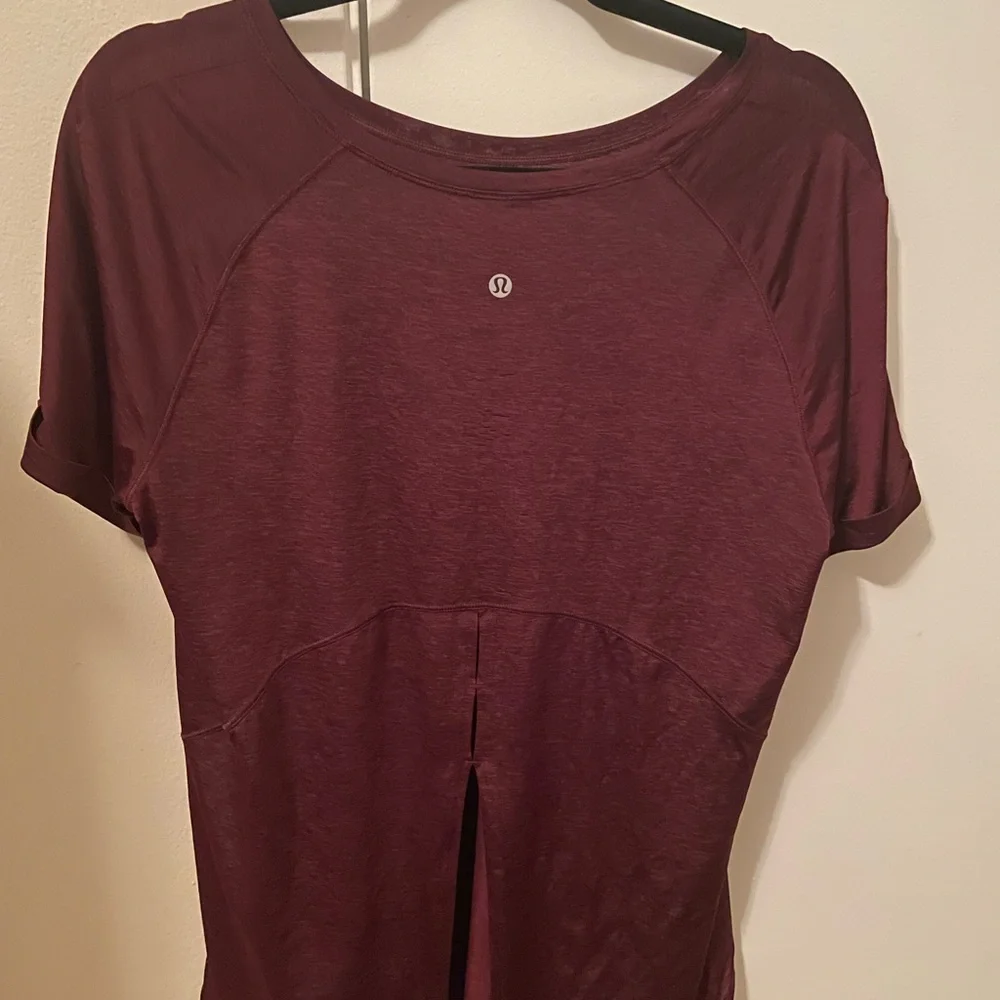 Lululemon Open Up Tie Back Short Sleeve Tee Garnet